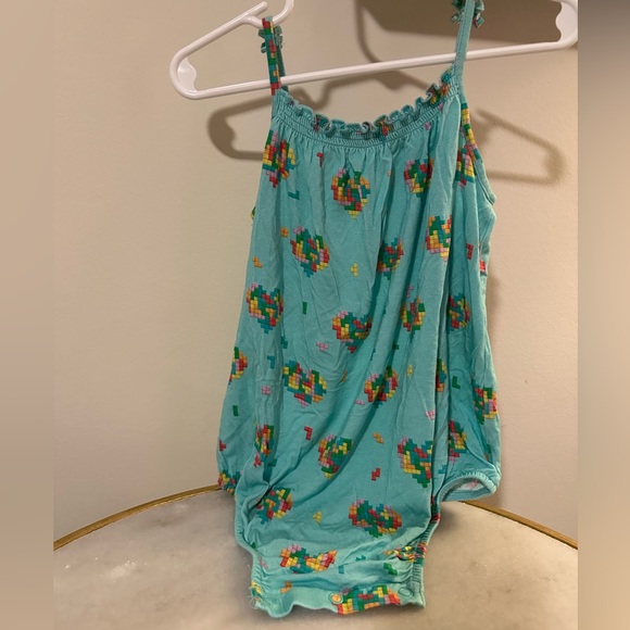 Posh Peanut Romper 2T - Picture 4 of 4